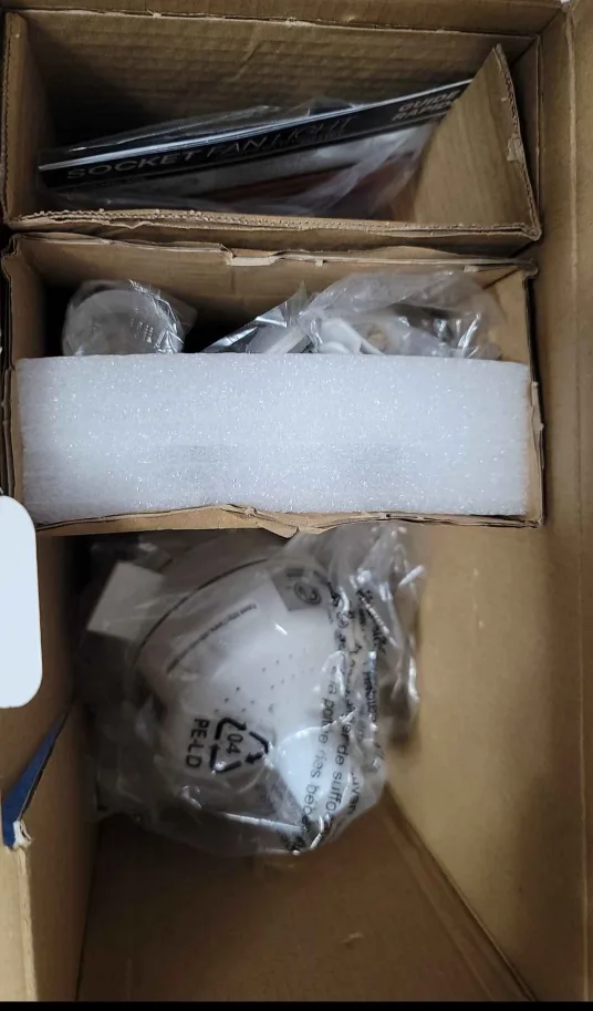 Bell + Howell 29W White Socket Fan Light with Remote image indicator(6)