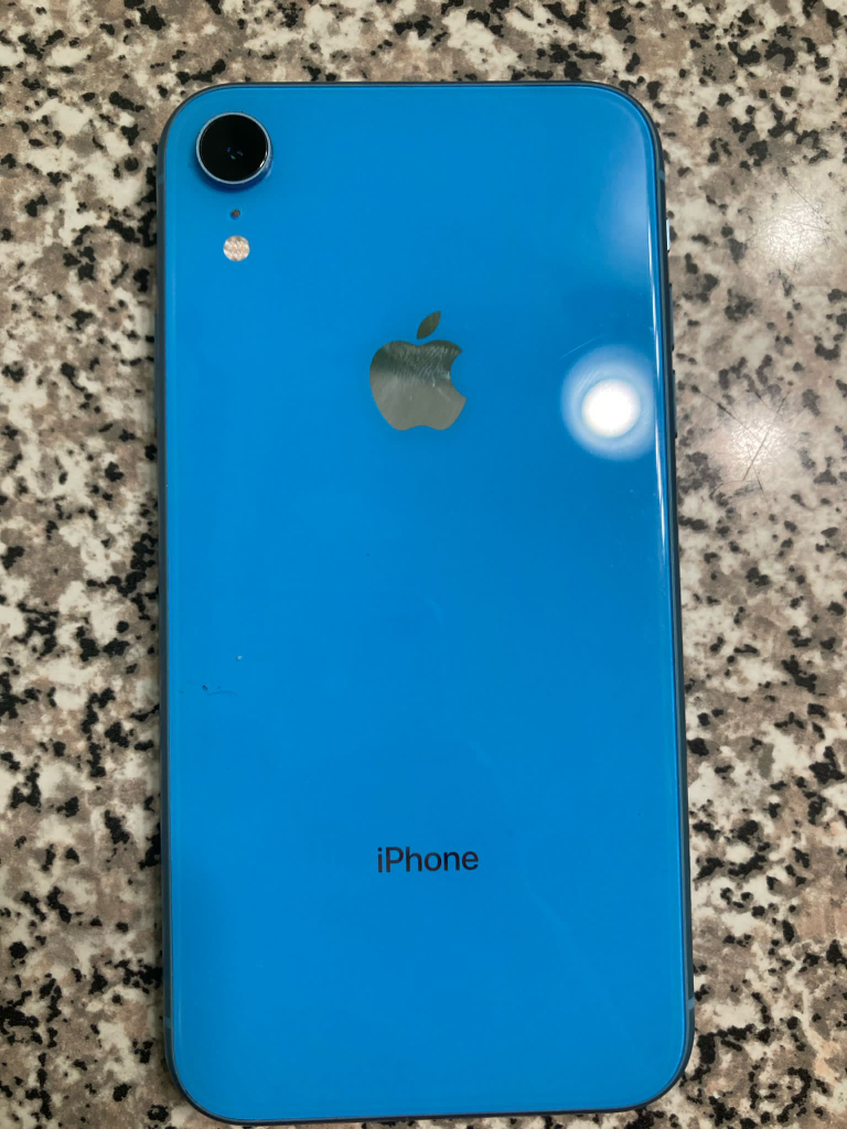 iPhone XR 265-GB color bule - photo 4