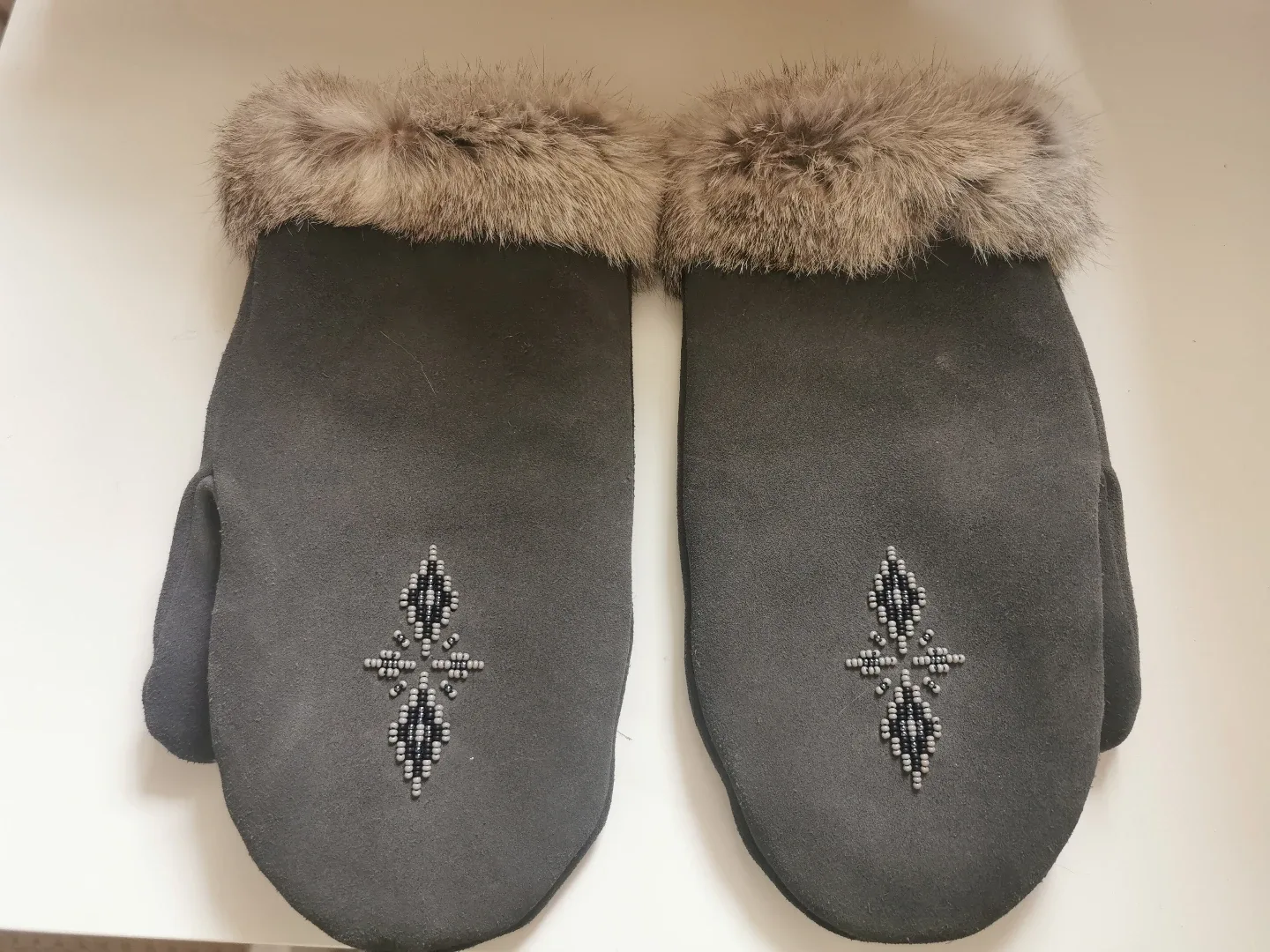 Manitobah Mukluks Grey Suede Mittens with Fur Cuff image indicator(2)