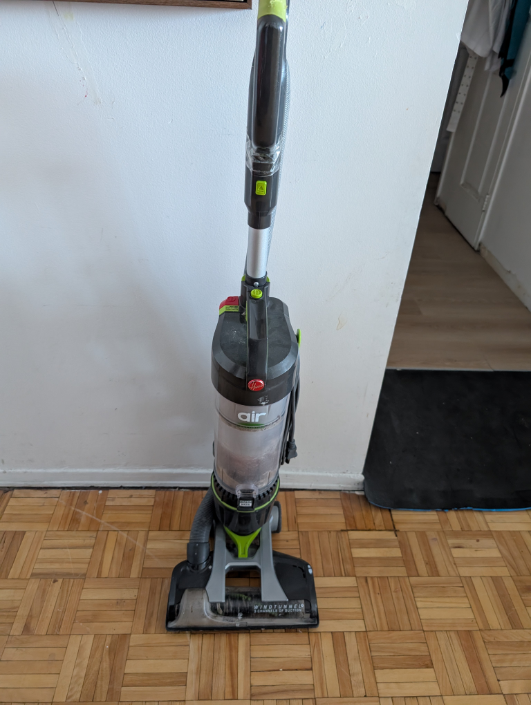 Hoover Air WindTunnel Upright Vacuum