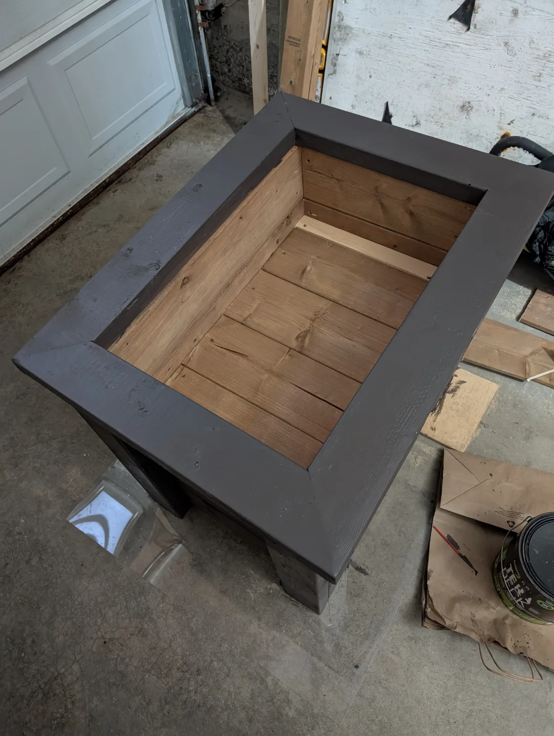 Dark Brown Wooden Planter Box (carpinoscreation) image indicator(3)