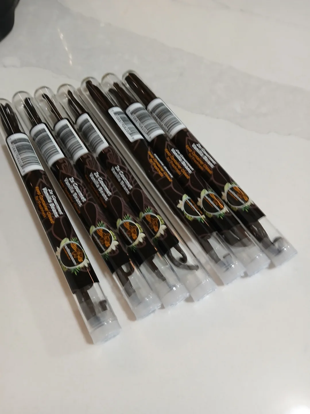 Vanilla Blossom Gourmet Vanilla Beans (8 tubes) image indicator(2)