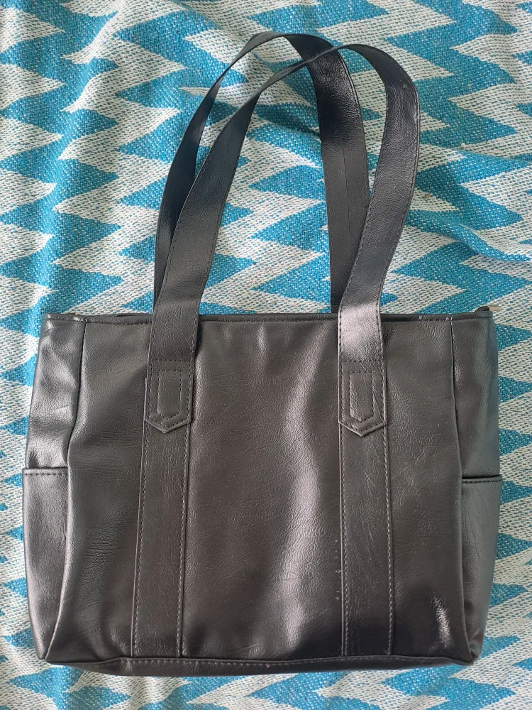 Leather alike handbag thumbnail