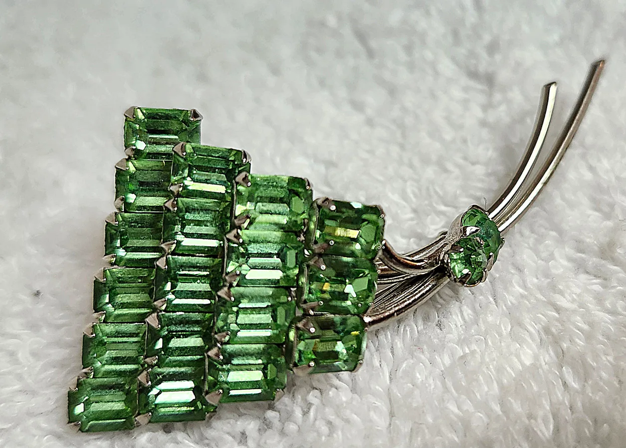 VINTAGE SIGNED SHERMAN Swarovski BRANCH BROOCH PIN image indicator(6)