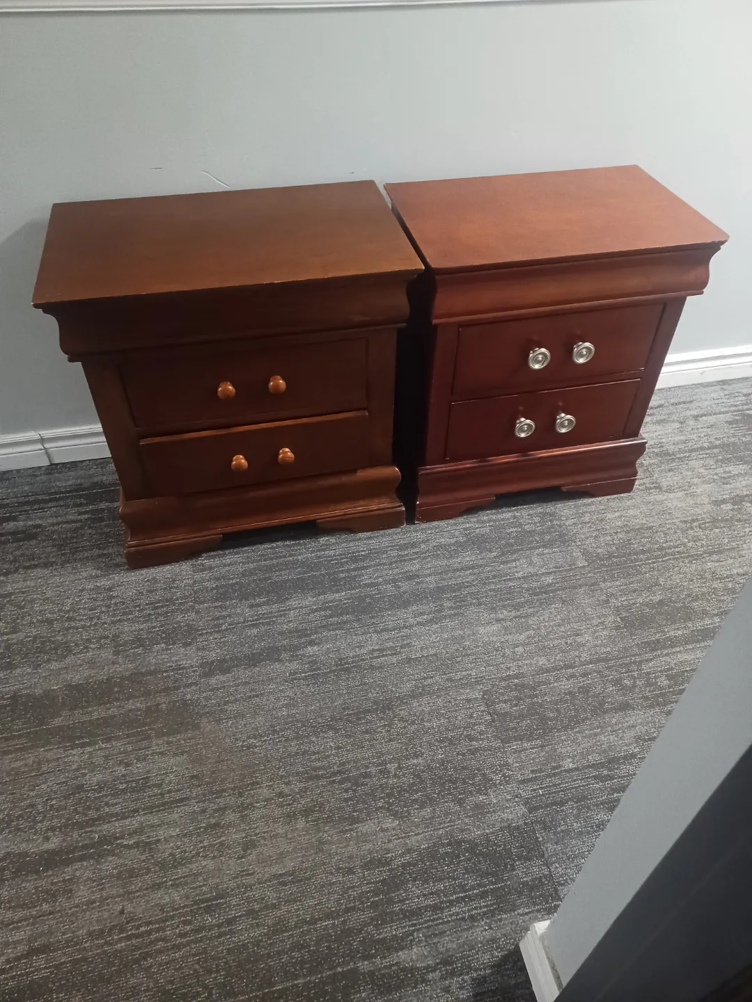 Pair of  3-Drawer Nightstands image indicator(2)