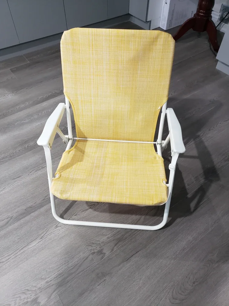 Vintage Yellow Folding Lawn Chair thumbnail
