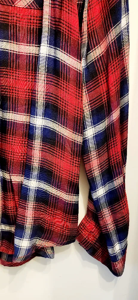 Women's Plaid Button-Down Shirt image indicator(7)