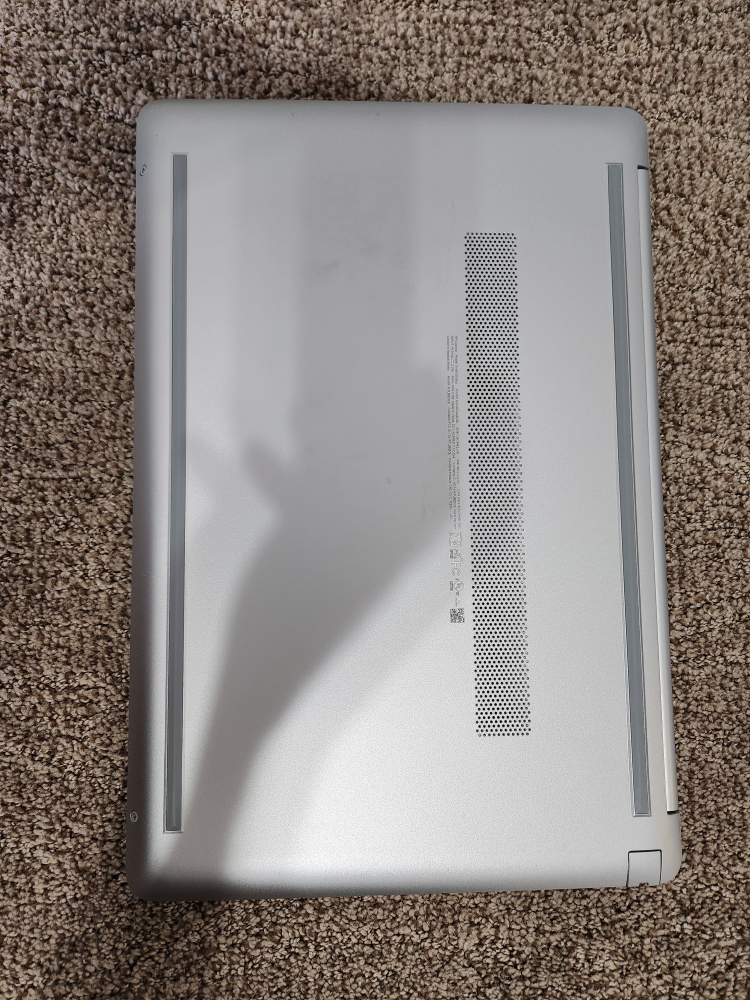 HP Laptop 15-dw0000 series - photo 2