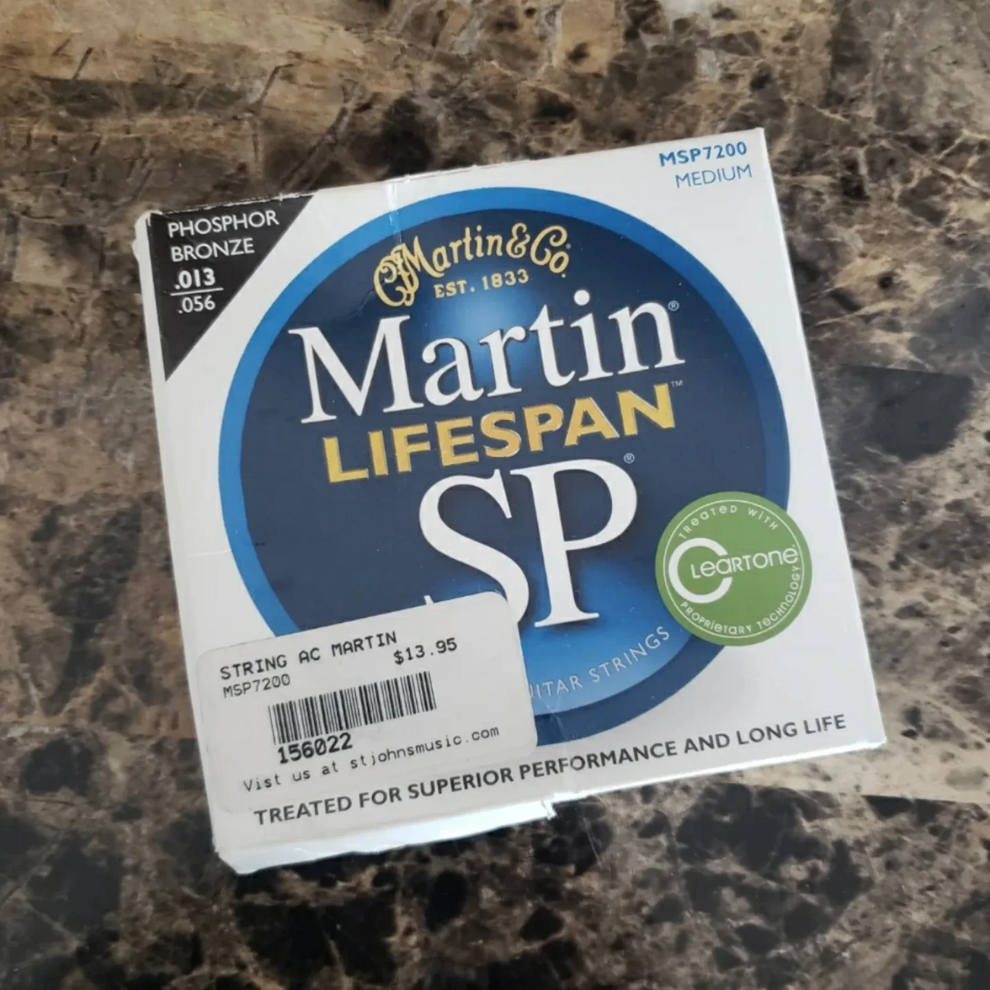 Washburn Acoustic Guitar & Accessories image indicator(7)