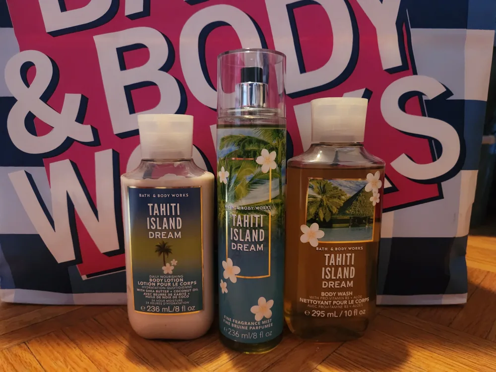 Bath & Body Works Tahiti Island Dream trio image indicator(2)