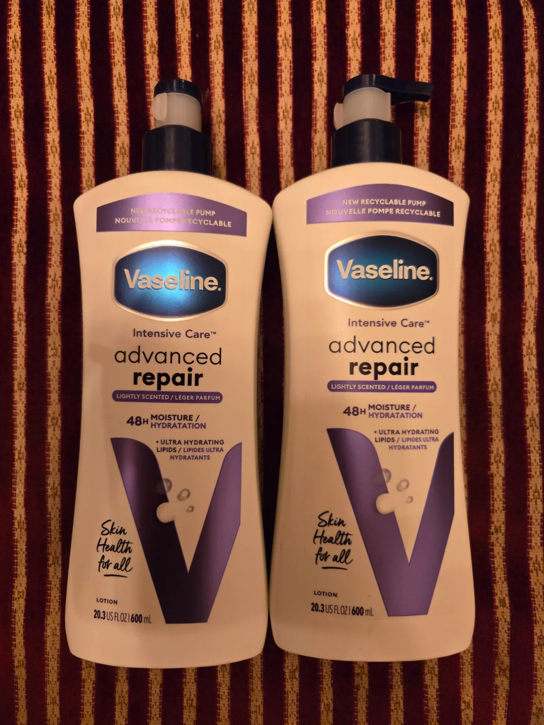 Two Vaseline Intensive Care Advanced Repair Lotions (600ml each) thumbnail