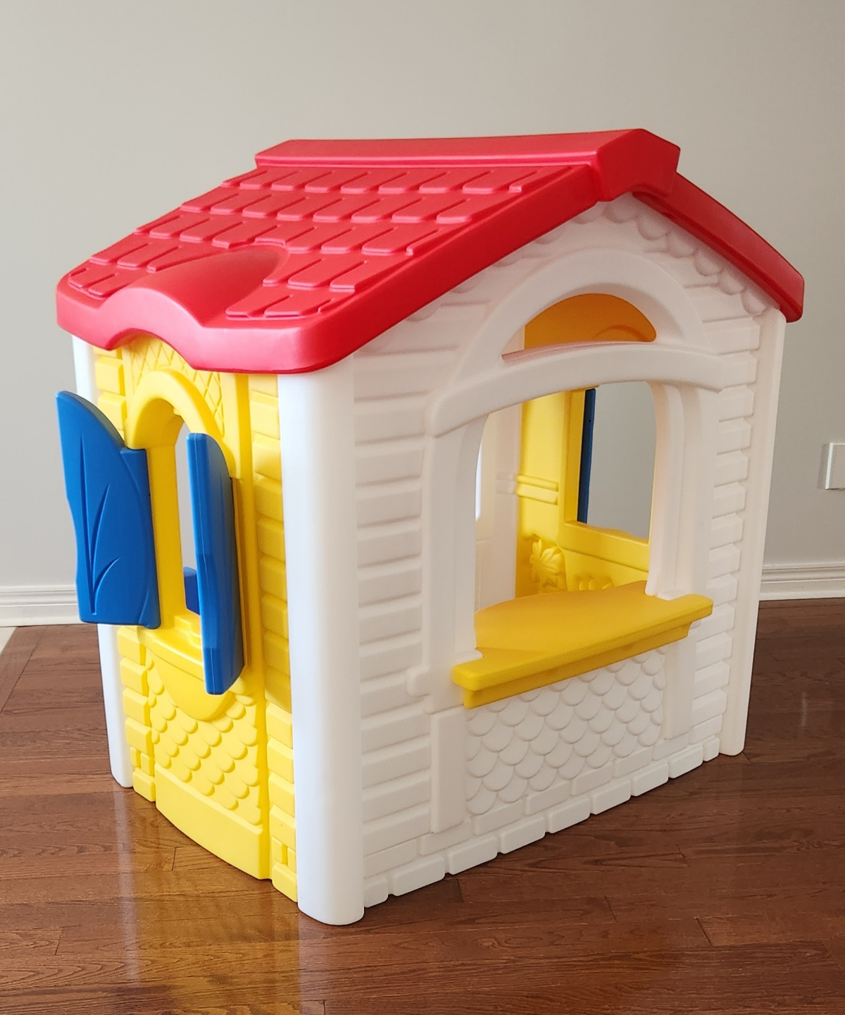 Little Tikes Playhouse - photo 2