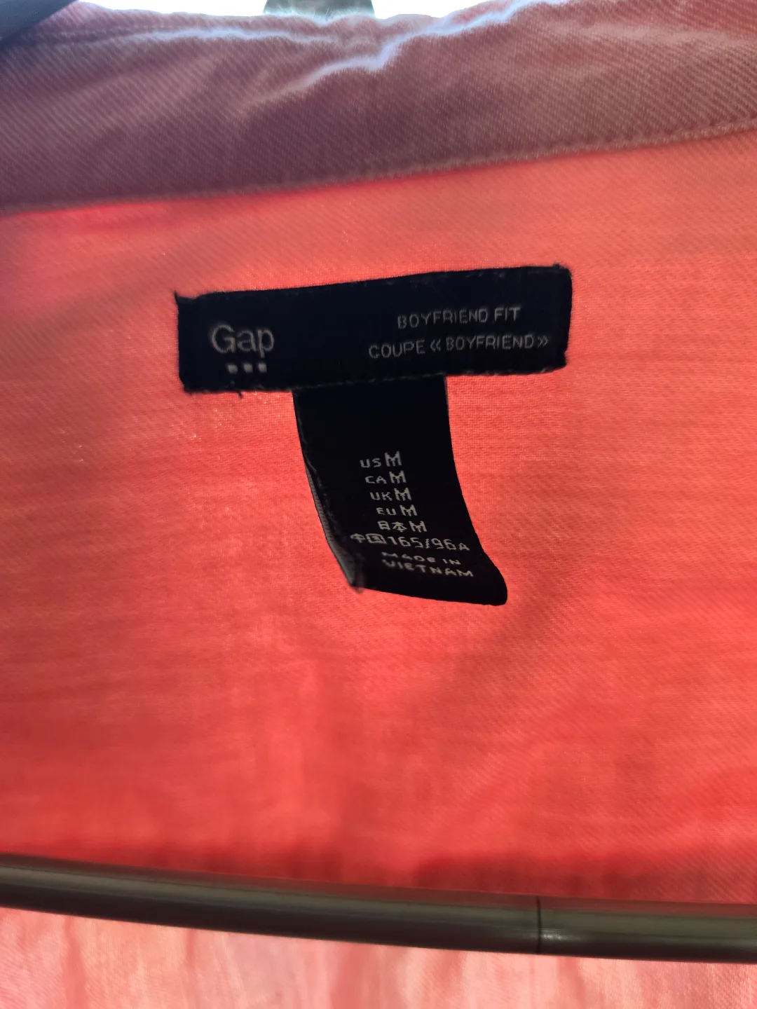 Gap Boyfriend Fit Pink Long Sleeve Shirt - Size M image indicator(2)