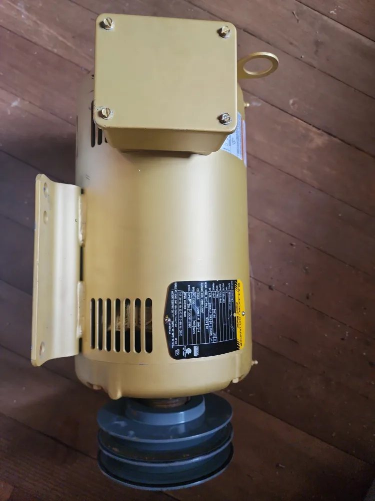 Used Baldor Electric Motor with Pulley 💚 image indicator(7)