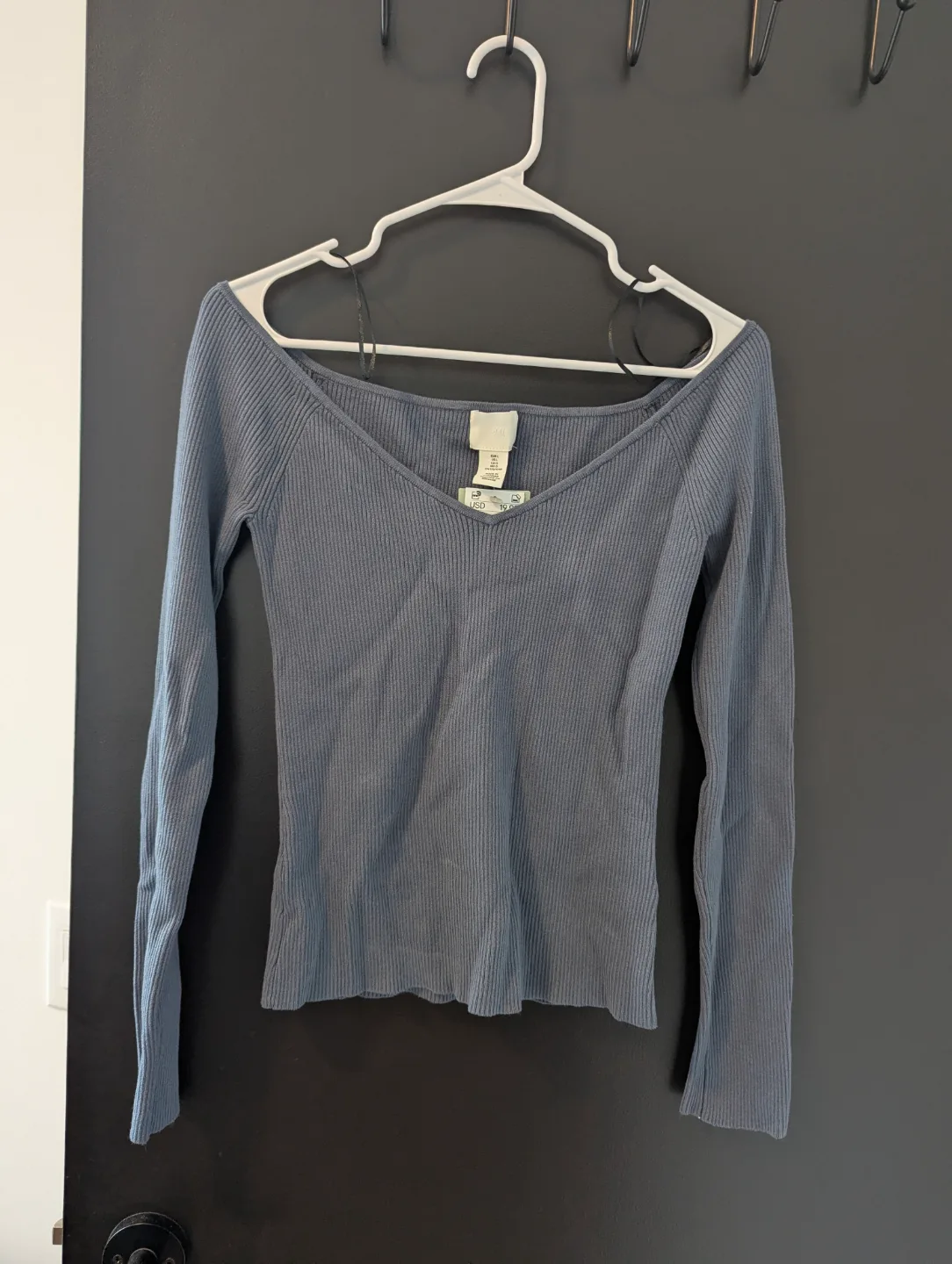 H&M blue ribbed long sleeve top thumbnail