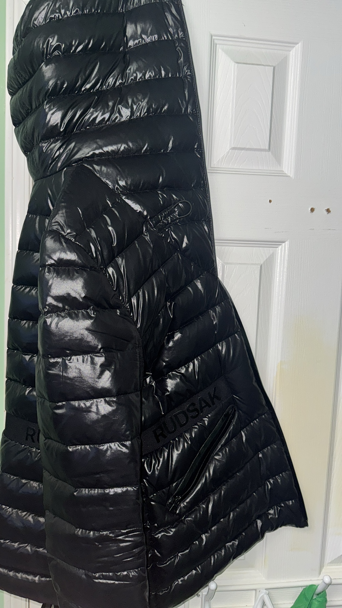 RUDSAK The Sni-Gloss Puffer Jacket