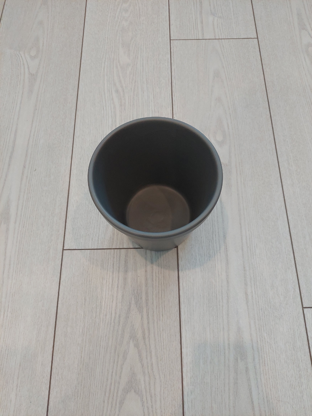 Dark Grey Ceramic Plant Pot - photo 2