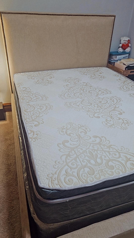 Queen Size Bed Frame with Mattress