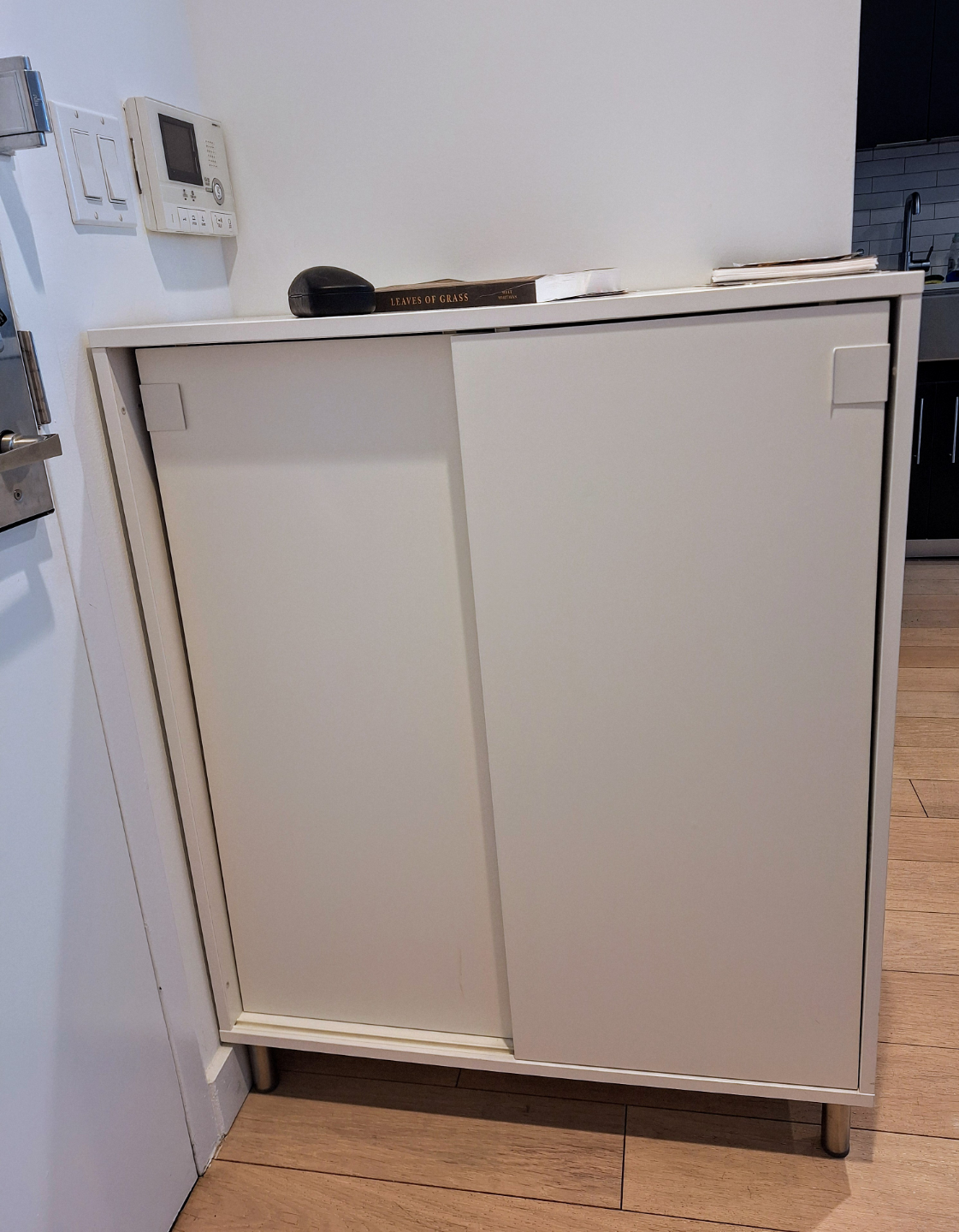 White Sliding Door Shoe Cabinet - photo 2