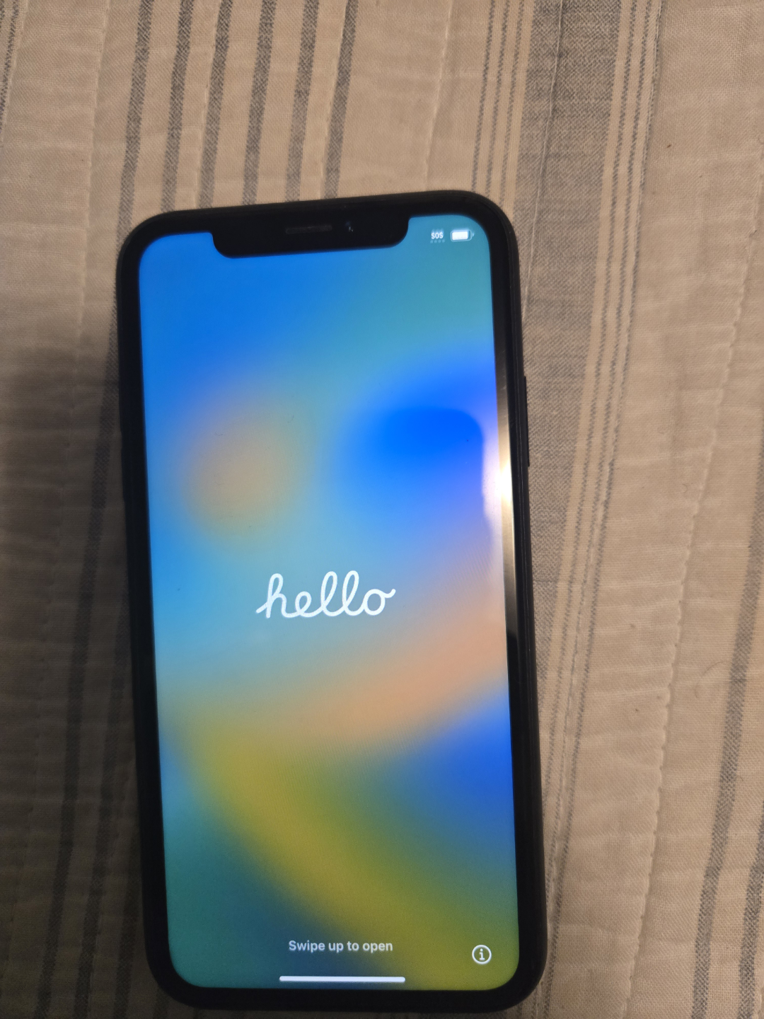 iPhone XR - Black - Unlocked - photo 3