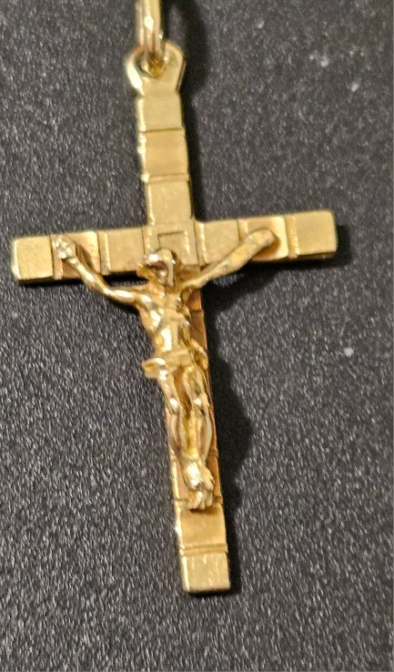 14K Gold Crucifix Pendant thumbnail