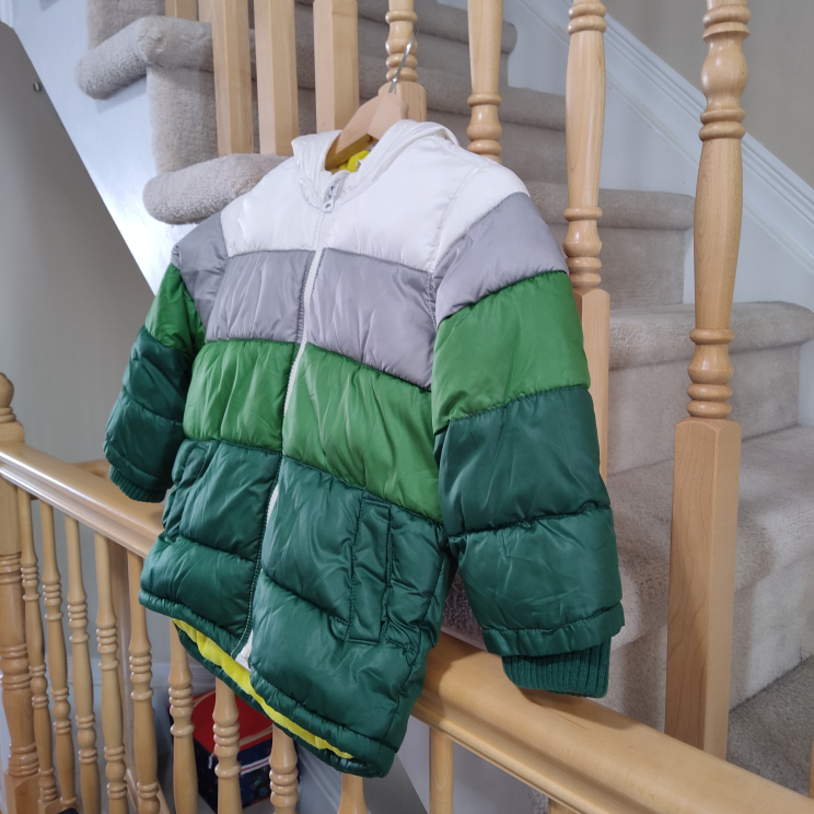 Kids' Colour-Block Puffer Jacket - Size 5T - photo 2