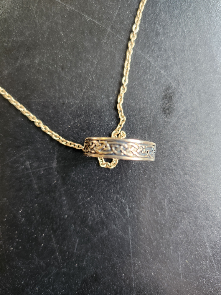 Outlander Clair's Wedding Ring Necklace - photo 2