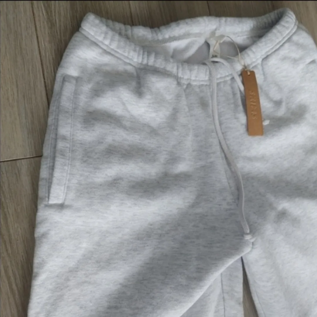 SKIMS Cotton Fleece Joggers image indicator(6)