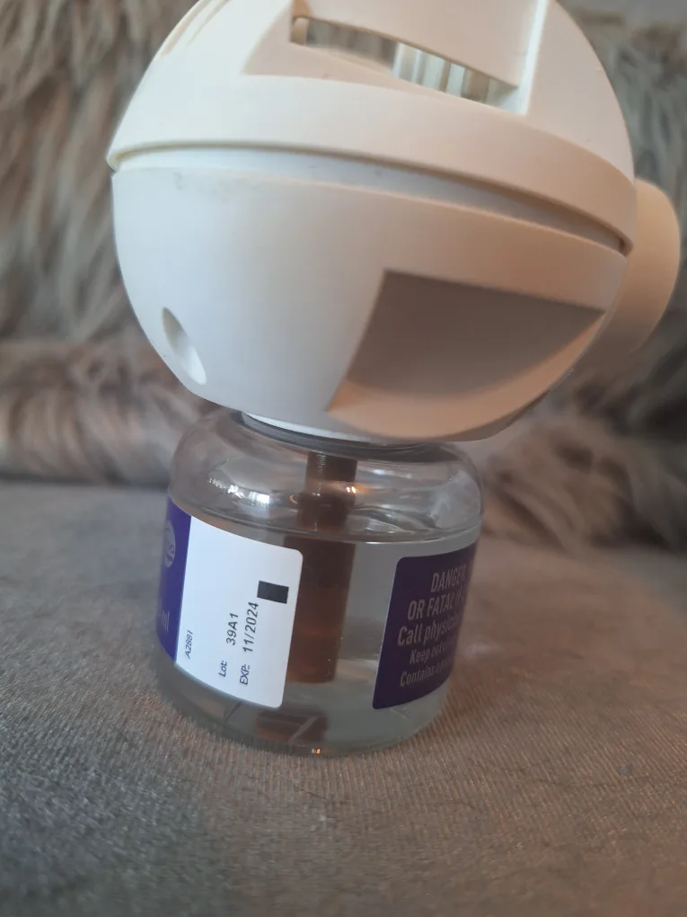 Feliway Optimum 30 Day Starter Kit (Plus 4 Refills) for Cats image indicator(6)