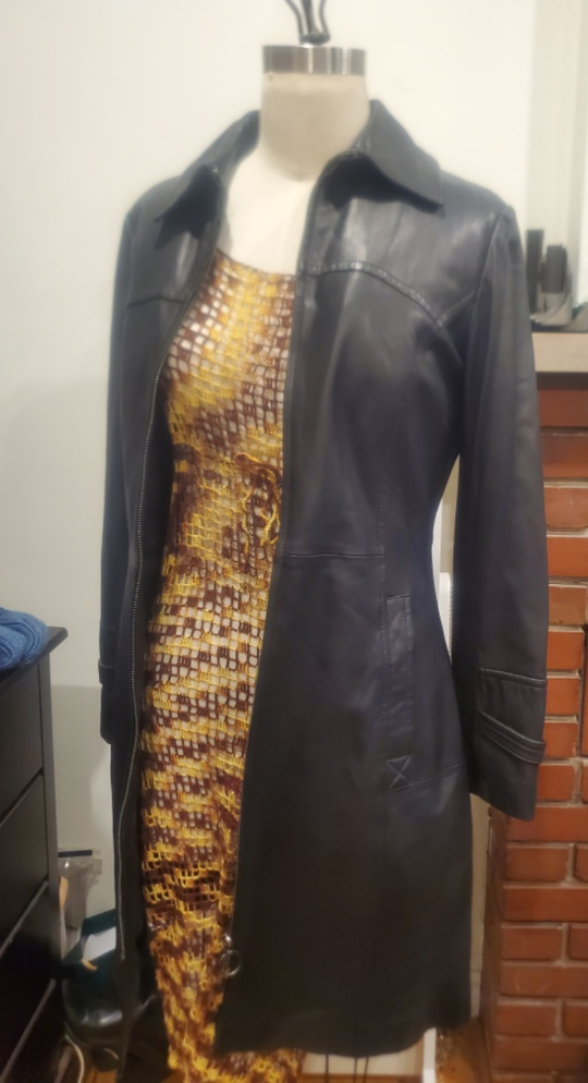 Danier leather Jacket Size Small - photo 4