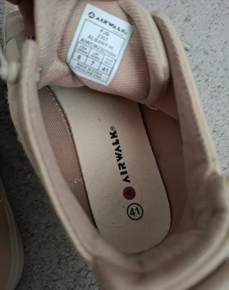 Airwalk Beige High Top Sneakers image indicator(7)