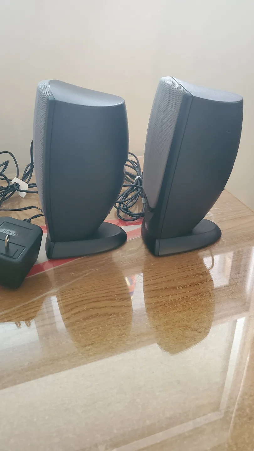 Dell 2.0 Computer Speakers image indicator(3)