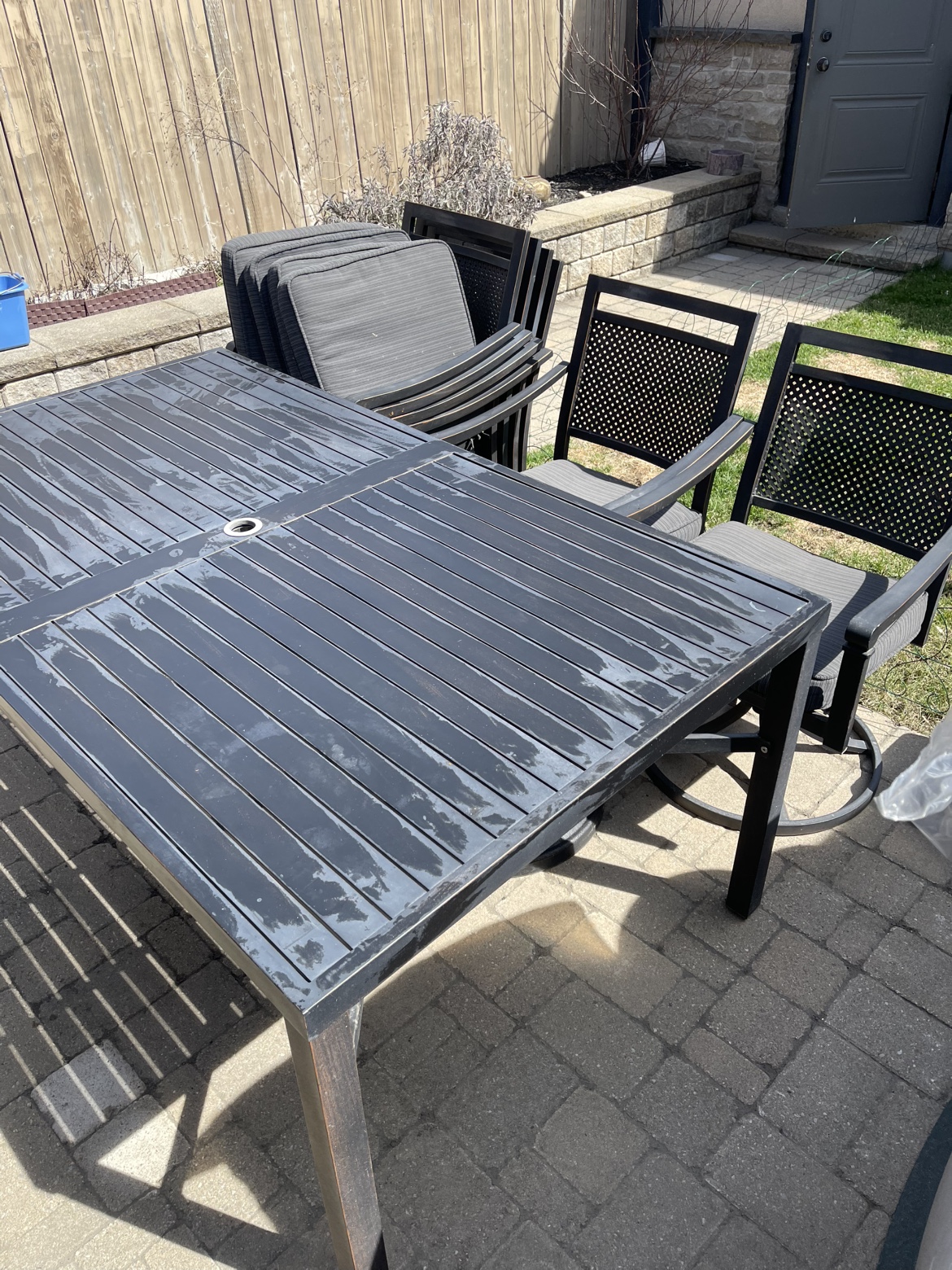 Outdoor Patio Set - Table, Chairs & Umbrella - photo 2