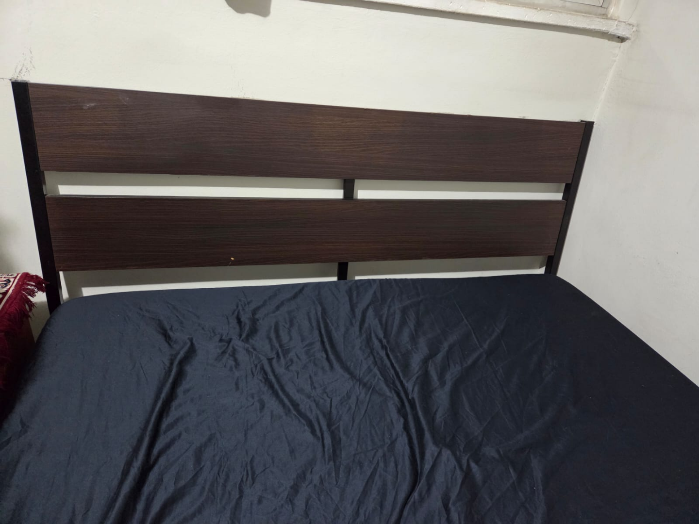 Queen size bed frame with headboard - photo 3