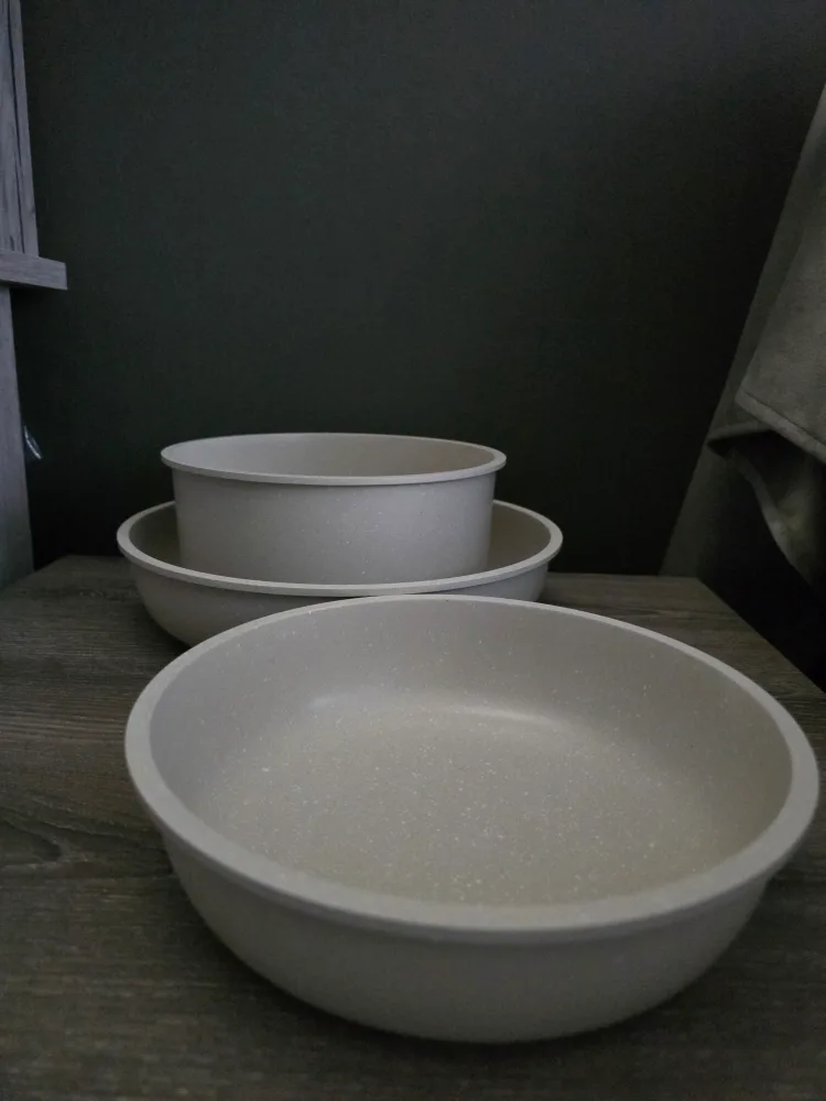 6-Piece Cookware Set with Glass Lids and a Removable Handle image indicator(4)