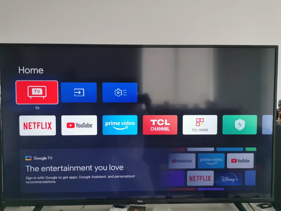 TCL 50" Class 4-Series 4K UHD HDR Smart Google TV – 50S446-CA - photo 2