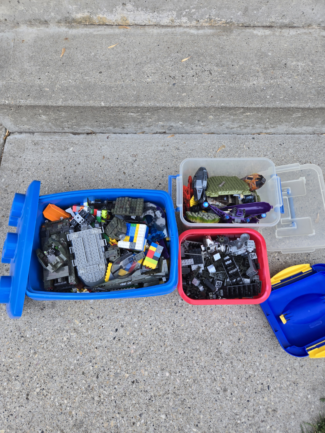 Bulk LEGO Lot - Assorted Pieces and Vehicles
