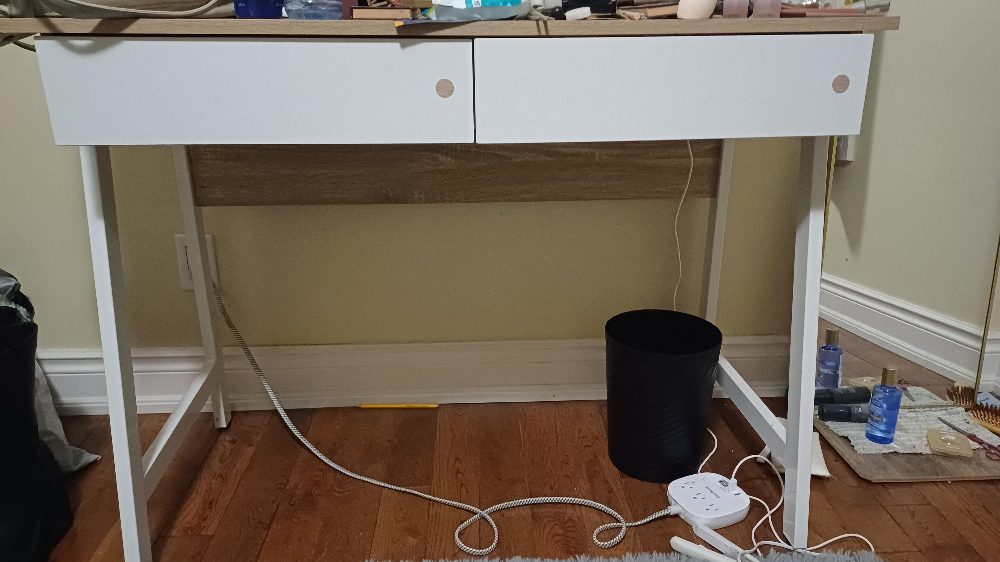 Mainstays White Computer Desk with USB Charger - photo 2