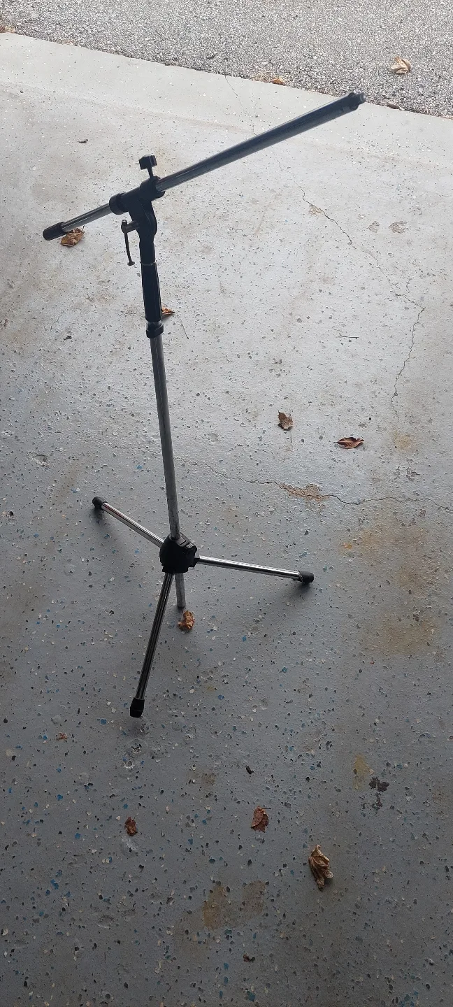 Microphone Stand thumbnail