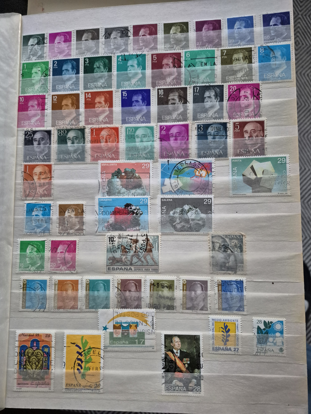 Large Collection of Netherlands and International Postage Stamps - photo 5