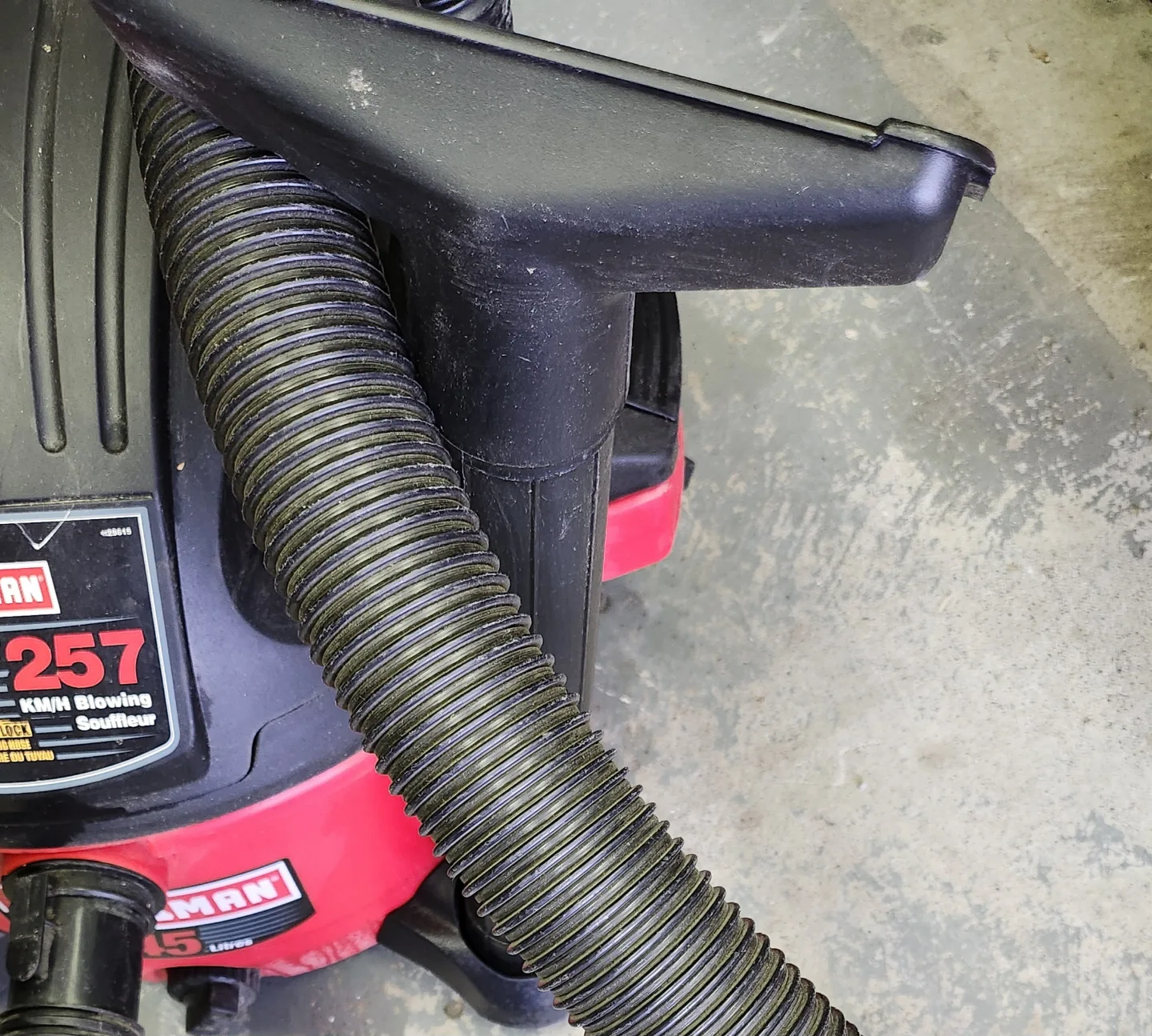 Craftsman 5 HP 45 Litre Wet/Dry Vacuum image indicator(6)