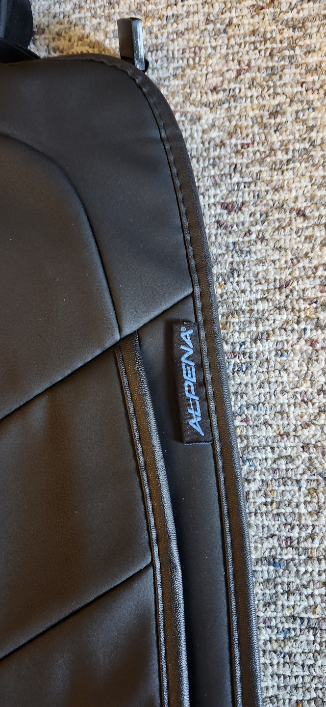 Pair of Car Seat Covers - photo 3