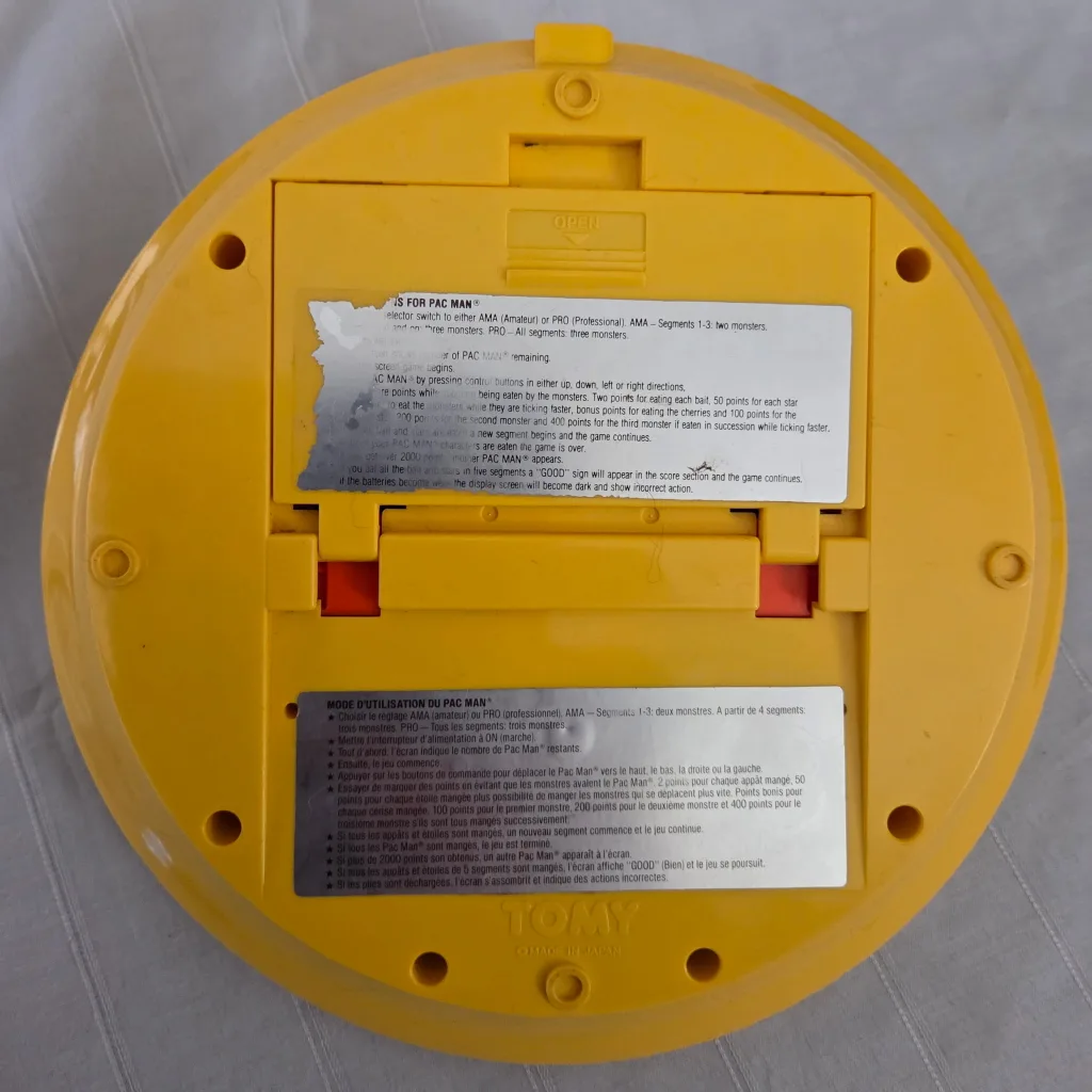 Vintage 1981 Tomytronic Pac Man Handheld Game image indicator(3)