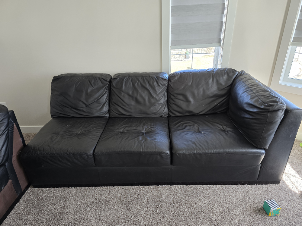 Black Leather Sectional Sofa - photo 3
