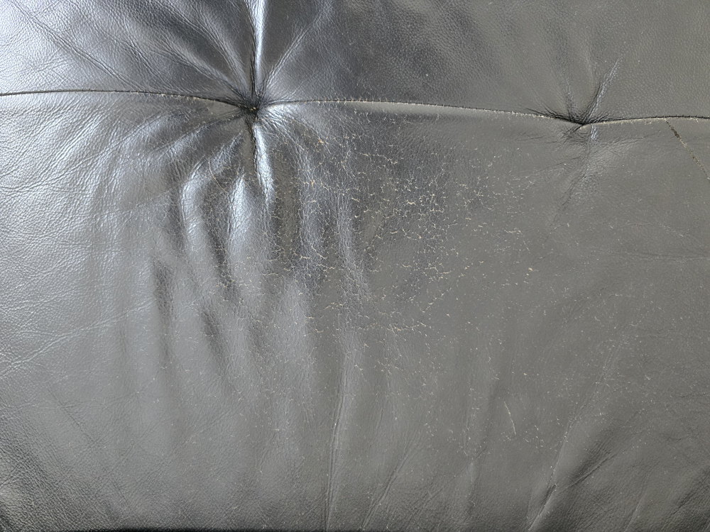 Black Leather Sectional Sofa - photo 5