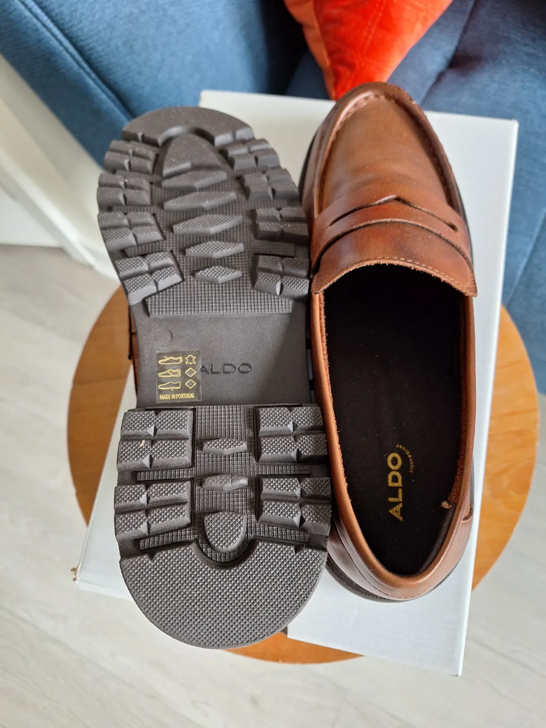 Brand new - Aldo Biglect Penny Loafers - Sz 9US/40EU image indicator(2)