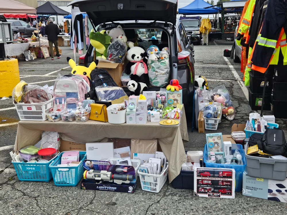 Garage Sale Apr 13. (400+ brand new items) image indicator(9)