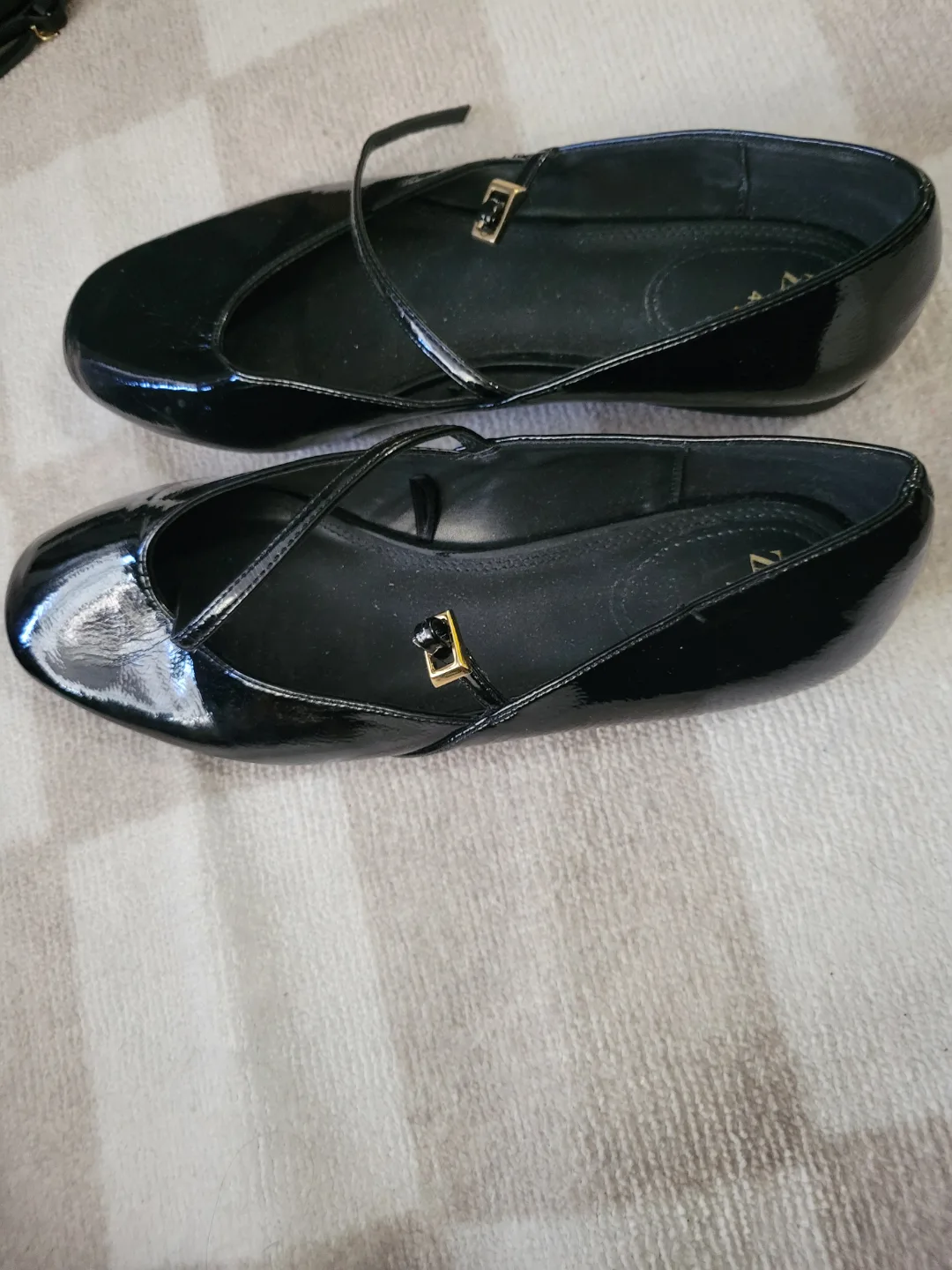 Zara Black Patent Leather Ballerina Flats Size 40 image indicator(2)
