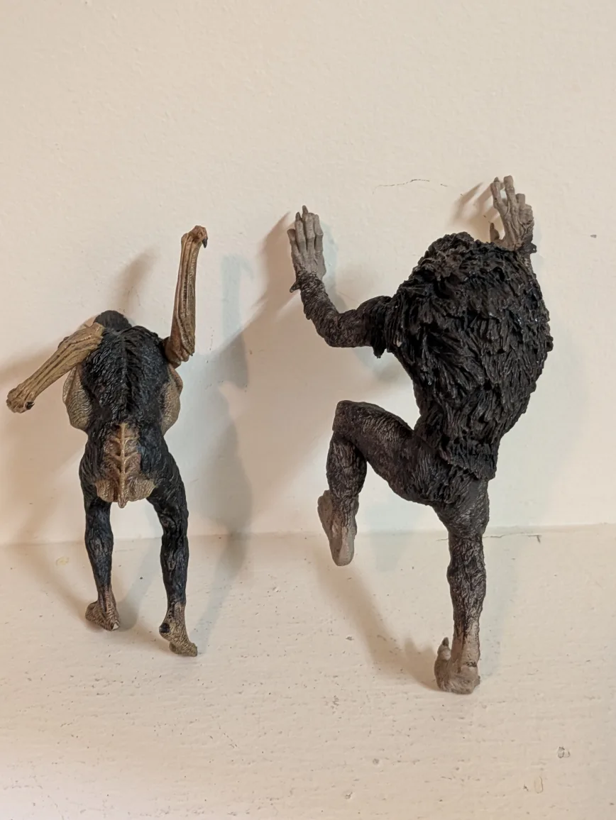 Bram Stokers Werewolf and Bat Figures image indicator(2)