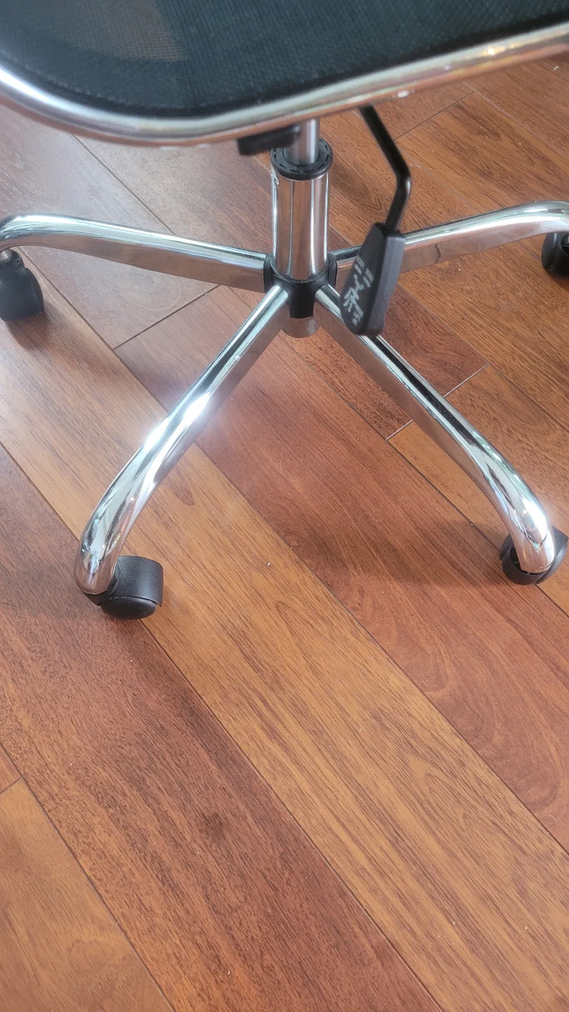 Modern Mesh Office Chair image indicator(3)